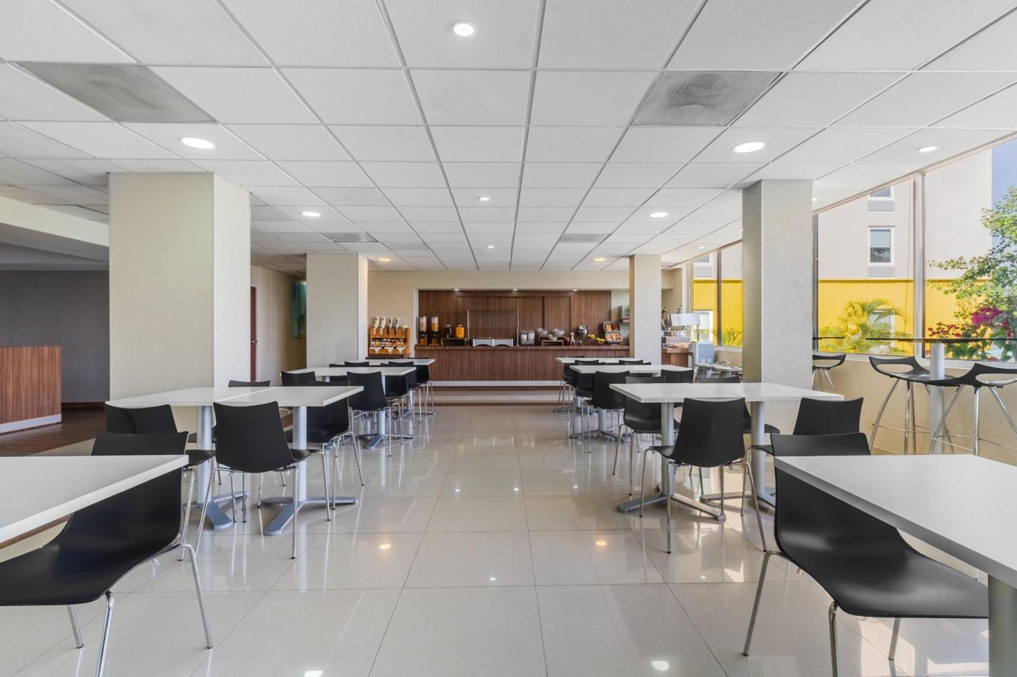 City Express By Marriott Tuxtla Gutiérrez Exterior foto
